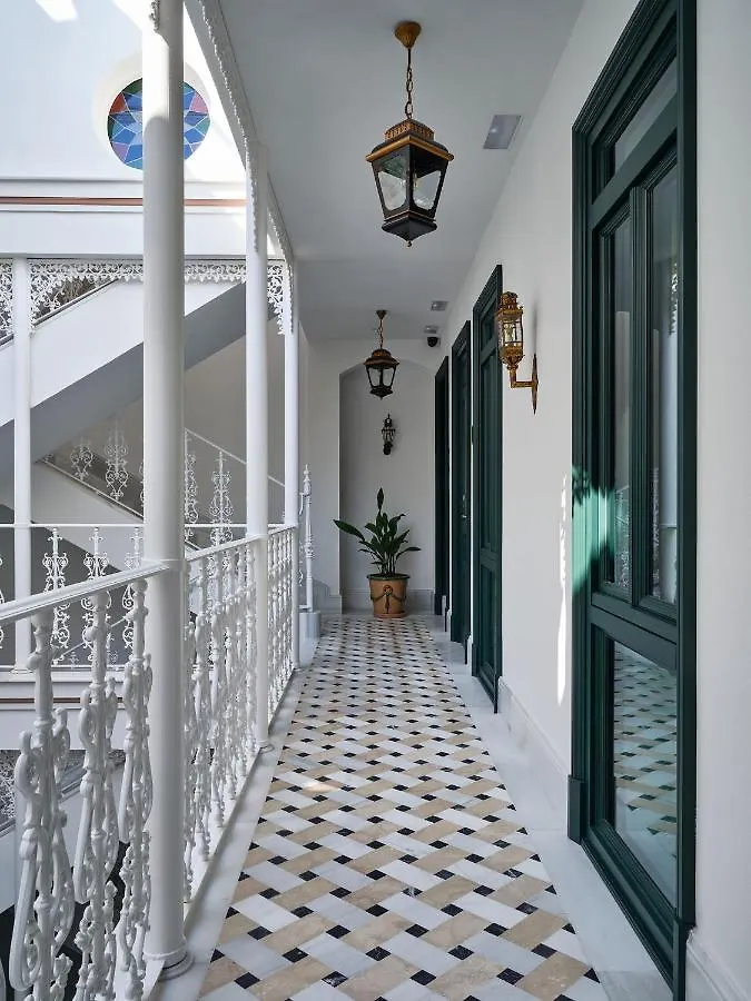 Hotel Boutique Triana House إشبيلية 5*,